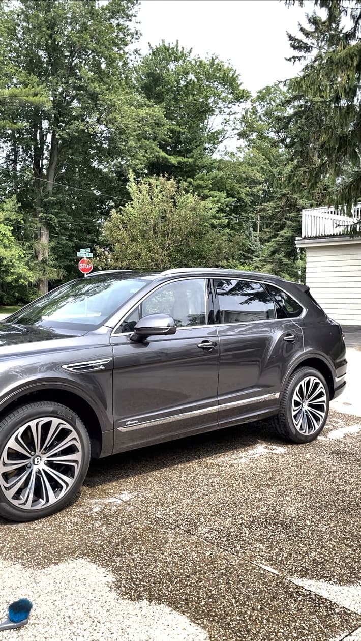 Bentley Bentayga exterior after a complete detail